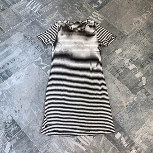 Brandy Melville Black White Striped Dress - Picture 2 of 4